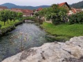 Dorf Vhrnika